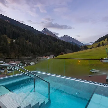 Otel Jaeger 3sterne Superior Tux